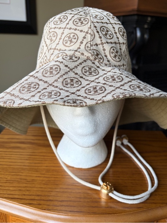 Tory Burch T-Monogram Bucket Hat